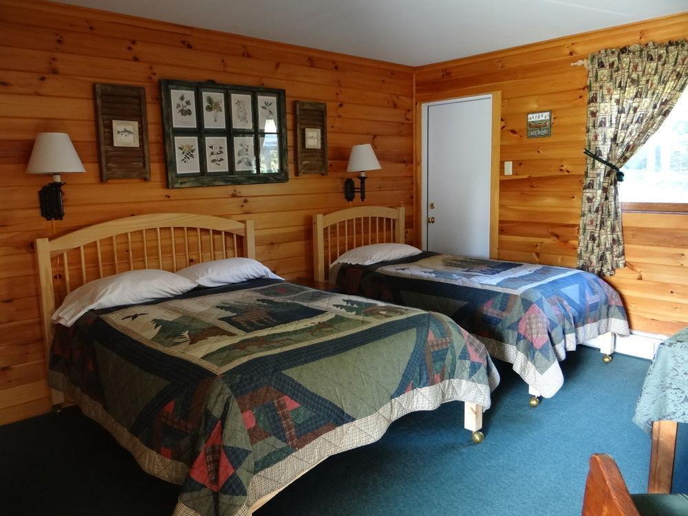 Blue Gentian Lodge At Magic Mountain Londonderry Eksteriør billede